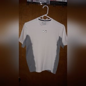 White Under Armour compression shirts large